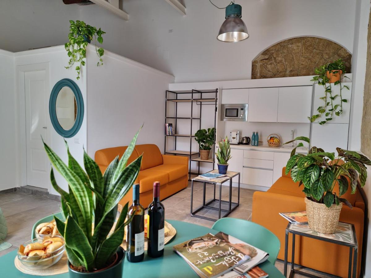 Borgo Dei Miracoli Hotel Naples Luaran gambar