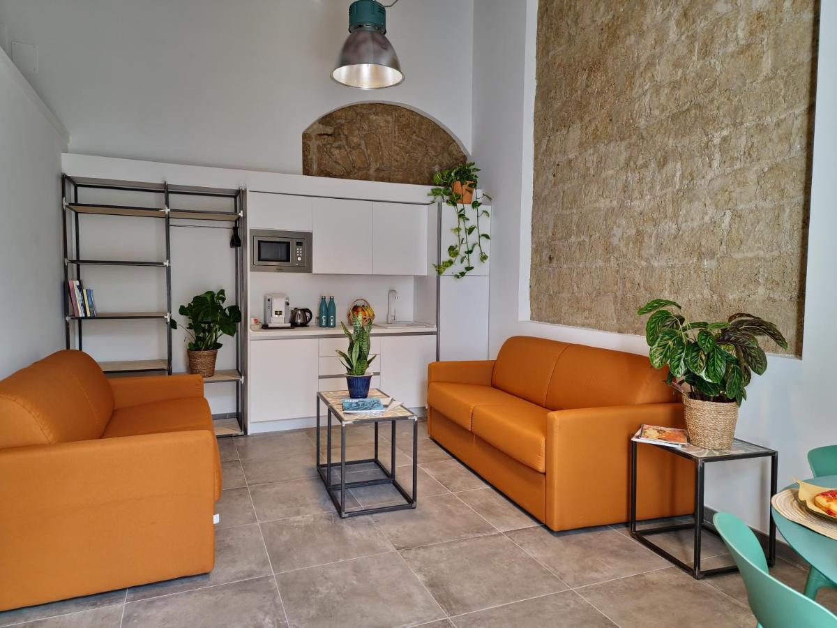 Borgo Dei Miracoli Hotel Naples Luaran gambar