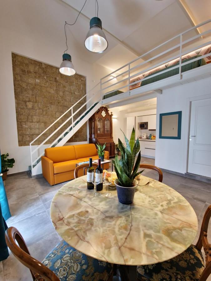 Borgo Dei Miracoli Hotel Naples Luaran gambar
