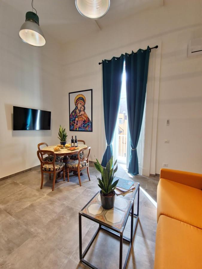 Borgo Dei Miracoli Hotel Naples Luaran gambar