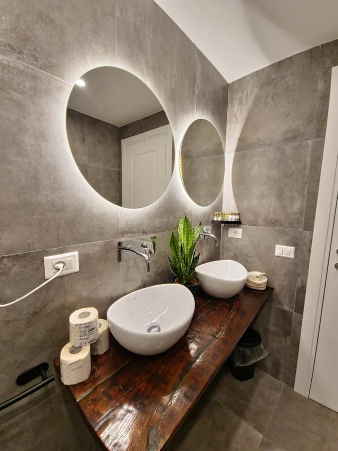 Borgo Dei Miracoli Hotel Naples Luaran gambar